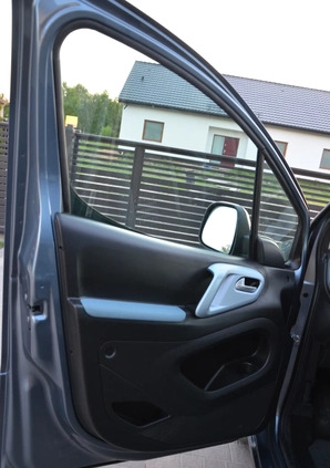 Citroen Berlingo cena 29999 przebieg: 185916, rok produkcji 2012 z Bełchatów małe 466